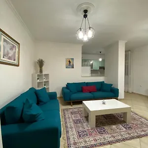chlo-apartment-3-tirana.hotels-in-tirana.com/